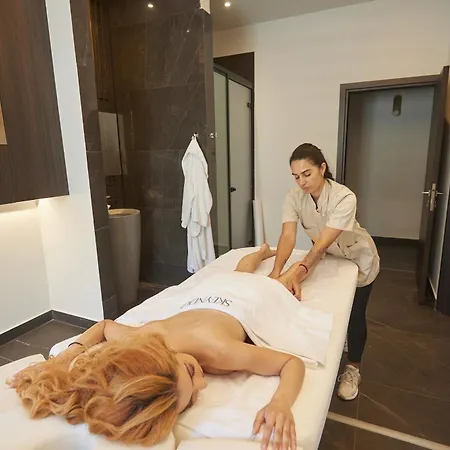 Отель The Healthy Stay-padel, Pool&fitness Айя-Напа