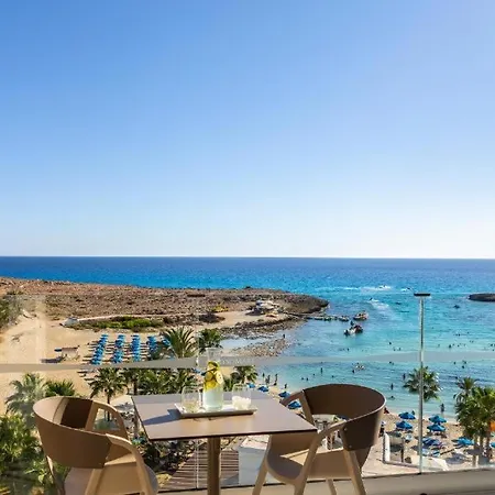 The Healthy Stay-padel, Pool&fitness 5* Айя-Напа