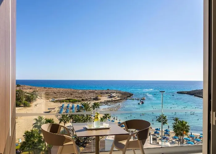 The Healthy Stay-padel, Pool&fitness 5* Ayia Napa