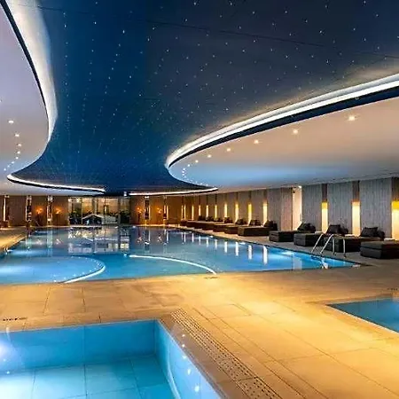 The Healthy Stay-padel, Pool&fitness Hotel