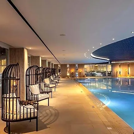 Hotel The Healthy Stay-padel, Pool&fitness