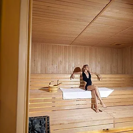 The Healthy Stay-padel, Pool&fitness Hotel 5*