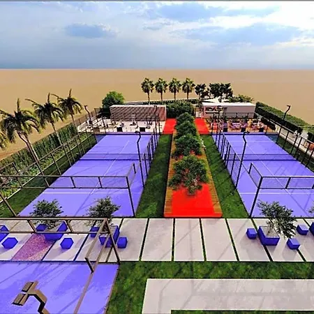Hotel The Healthy Stay-padel, Pool&fitness