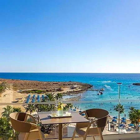 The Healthy Stay-padel, Pool&fitness Hotel