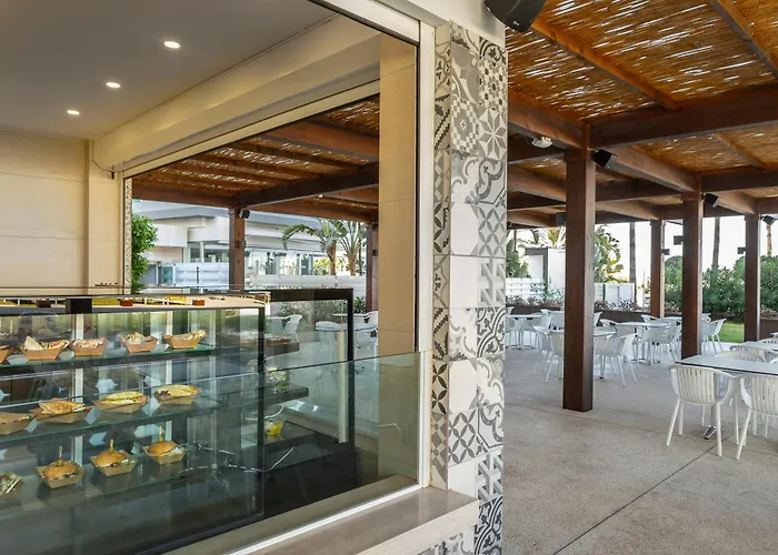 The Healthy Stay-padel, Pool&fitness 5* Ayia Napa