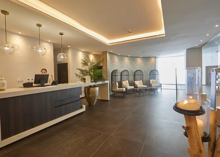 Hotell The Healthy Stay-padel, Pool&fitness