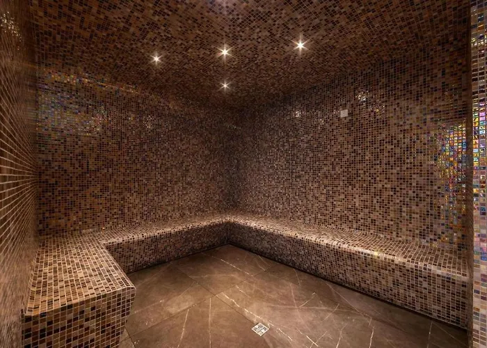 The Healthy Stay-padel, Pool&fitness Hotell 5*